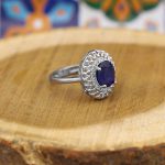 انگشتر یاقوت کبود الماس تراش نقره زنانه طرح هنگامه - Image 2