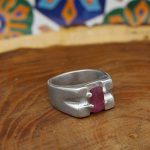 انگشتر یاقوت سرخ الماس تراش نقره مردانه دست ساز طرح طلوع - Image 3