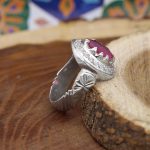 انگشتر یاقوت سرخ الماس تراش نقره مردانه دست ساز طرح سپهر - Image 3