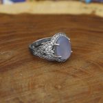 انگشتر عقیق کبود یمنی نقره زنانه طرح زیور - Image 3