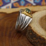 انگشتر زمرد الماس تراش نقره مردانه دست ساز طرح میعاد - Image 3