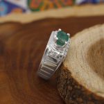 انگشتر زمرد الماس تراش نقره مردانه دست ساز طرح سامان - Image 3