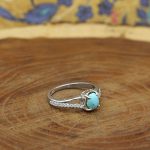 انگشتر فیروزه نیشابوری نقره زنانه طرح سوسن - Image 2