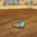 انگشتر فیروزه نیشابوری نقره زنانه طرح پردیس - Image 2