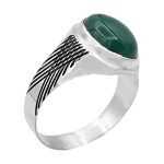 انگشتر عقیق سبز نقره دست ساز مردانه طرح اصلان + حرز امام جواد (ع)