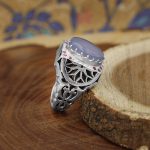 انگشتر عقیق کبود یمنی نقره مردانه دست ساز طرح رادین + 12 قطعه یاقوت سرخ - Image 3