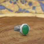 انگشتر عقیق سبز نقره دست ساز مردانه طرح ساعد + حرز امام جواد (ع) - Image 3