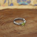 انگشتر زبرجد الماس تراش نقره زنانه طرح مژگان - Image 3