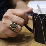 انگشتر عقیق مشکی نقره مردانه طرح مالک + حرز امام جواد (ع) + آیت الکرسی - Image 5