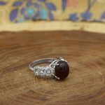 انگشتر عقیق سرخ نقره زنانه طرح سروناز - Image 3