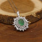 گردنبند عقیق سبز نقره زنانه طرح عذرا + حکاکی آیه من یتق الله - Image 2