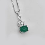 گردنبند عقیق سبز نقره زنانه طرح شکر - Image 2