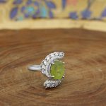 انگشتر زبرجد الماس تراش نقره زنانه طرح ماه بانو - Image 3