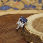 انگشتر یاقوت کبود الماس تراش نقره زنانه طرح مرجان - Image 2