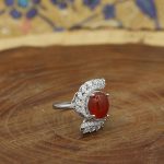 انگشتر عقیق سرخ نقره زنانه طرح ماه بانو - Image 2
