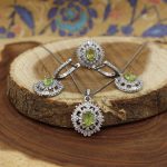 نیم ست زبرجد الماس تراش نقره زنانه طرح سوسن - Image 2