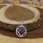 گردنبند یاقوت سرخ الماس تراش نقره زنانه طرح پرستو - Image 2