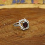 انگشتر گارنت الماس تراش نقره زنانه طرح نفیسه - Image 2