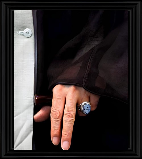 نوشته روی انگشتر عقیق کبود رهبری