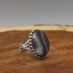 انگشتر عقیق سلیمانی نقره مردانه طرح سام - Image 3