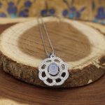 گردنبند عقیق کبود یمنی نقره زنانه طرح رویا - Image 2