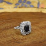 انگشتر یاقوت کبود الماس تراش نقره زنانه طرح نفیسه - Image 2