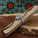 انگشتر توپاز الماس تراش نقره زنانه طرح فائزه - Image 2