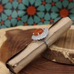 انگشتر عقیق سرخ یمنی نقره زنانه طرح ققنوس - Image 2