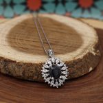 نیم ست یاقوت کبود الماس تراش نقره زنانه طرح گلنوش - Image 3