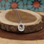 گردنبند الکساندریت الماس تراش نقره زنانه طرح کاملیا - Image 2