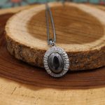 گردنبند حدید صینی زنانه نقره طرح فایا + حکاکی - Image 3