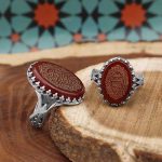 انگشتر ست عقیق سرخ نقره مردانه و زنانه طرح عروه + حرز امام جواد (ع) + آیت الکرسی - Image 2
