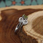 انگشتر زبرجد الماس تراش نقره زنانه طرح ریحانه - Image 2