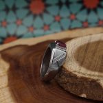 انگشتر یاقوت سرخ الماس تراش نقره مردانه دست ساز طرح فلاح - Image 2