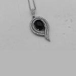 گردنبند عقیق مشکی نقره زنانه طرح هما - Image 3