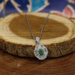 گردنبند زمرد زامبیا الماس تراش نقره زنانه طرح کوثر - Image 2
