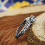 حلقه تک نگین نقره زنانه طرح گلسا - Image 3