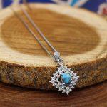 گردنبند فیروزه نیشابوری نقره زنانه طرح ساجده - Image 2