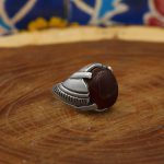 انگشتر عقیق سرخ نقره مردانه طرح شاهان - Image 3