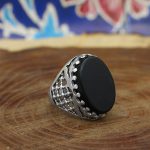 انگشتر عقیق مشکی نقره مردانه طرح یوحنا - Image 3