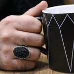 انگشتر عقیق سرخ نقره مردانه طرح نیما + حکاکی یا حسین (ع) - Image 4