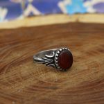 انگشتر عقیق سرخ نقره مردانه طرح عطا - Image 3