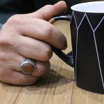 انگشتر عقیق سرخ یمنی نقره مردانه طرح رئوف - Image 5