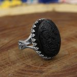 انگشتر عقیق مشکی نقره مردانه طرح جلال + حکاکی حسبی الله - Image 2