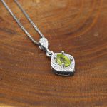 گردنبند زبرجد الماس تراش نقره زنانه طرح نلین - Image 2