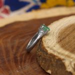 انگشتر زمرد الماس تراش نقره زنانه طرح ستایش - Image 2