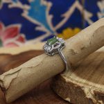 انگشتر زمرد الماس تراش نقره زنانه طرح سپیده - Image 2