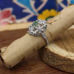 انگشتر زمرد الماس تراش نقره زنانه طرح آوا - Image 2