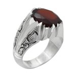 انگشتر گارنت نقره مردانه دست ساز طرح قلم زنی برسا