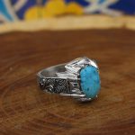 انگشتر فیروزه نیشابوری نقره مردانه دست ساز طرح دادبان - Image 2